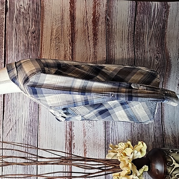 NEW STYLE & CO BLUE PLAID LONG ROLL TAB SLEEVE BUTTON-UP SHIRT - Picture 6 of 16